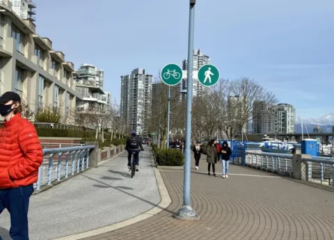 交通論壇社論 : 自行車管理 安全與法規不能少